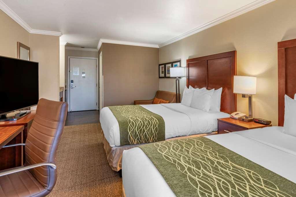 Comfort Inn Columbia Gorge The Dalles Room photo