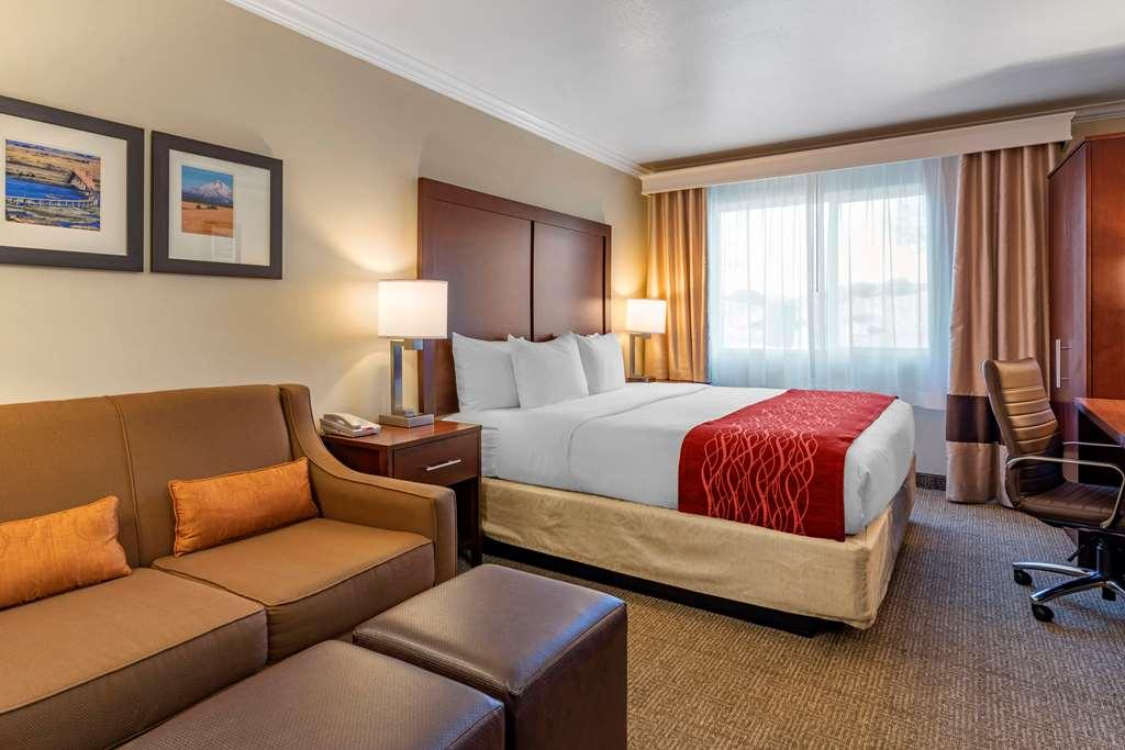Comfort Inn Columbia Gorge The Dalles Room photo