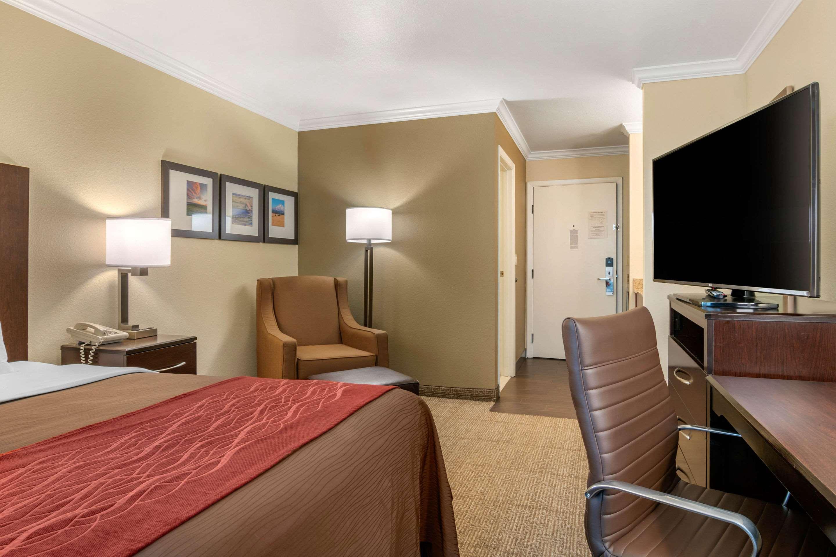 Comfort Inn Columbia Gorge The Dalles Exterior photo
