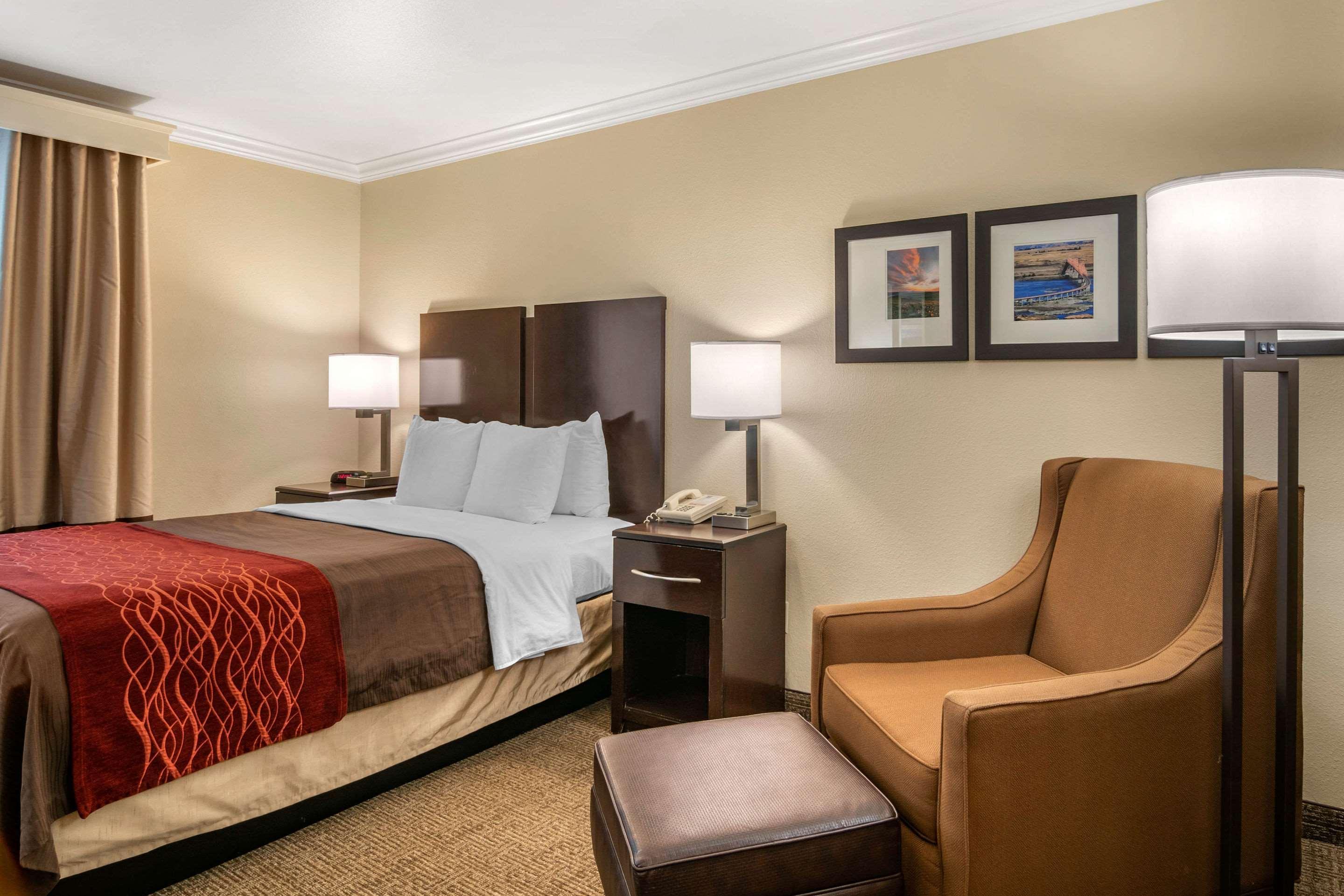 Comfort Inn Columbia Gorge The Dalles Exterior photo